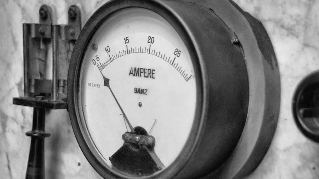 Ampere Battery Price